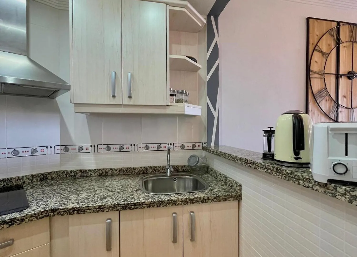 Lafrenchtouch - Moderno Y Acogedor Estudio Vista Mar Torremolinos 0*,  Spain